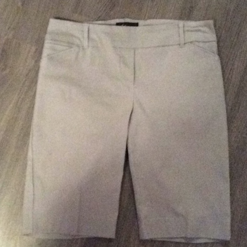 3/$30 Reitmans The Iconic comfort fit shorts